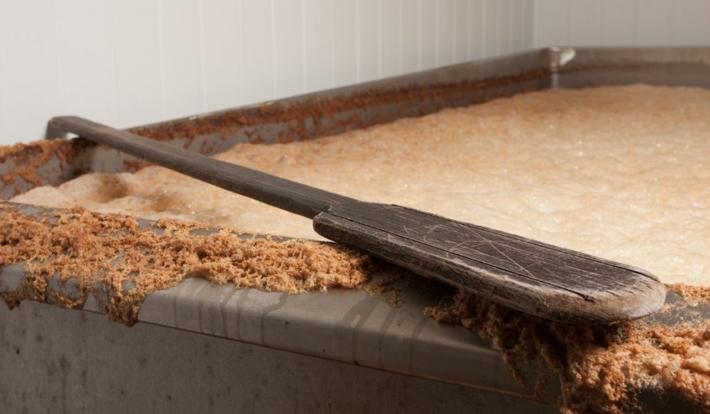 What Is the Difference between Top and Bottom Fermented Beer?