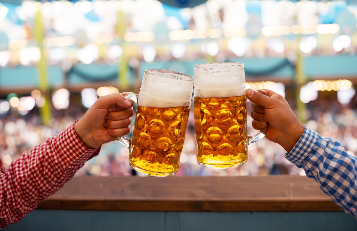 Golden Ale Vs Lager Similarities and Differences